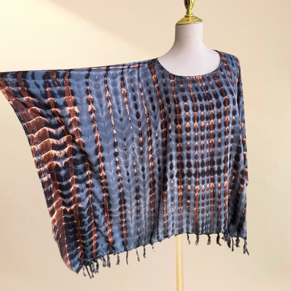 0094/ Oversized  Dark Grey Tie Dye Poncho - Picture 4 of 8